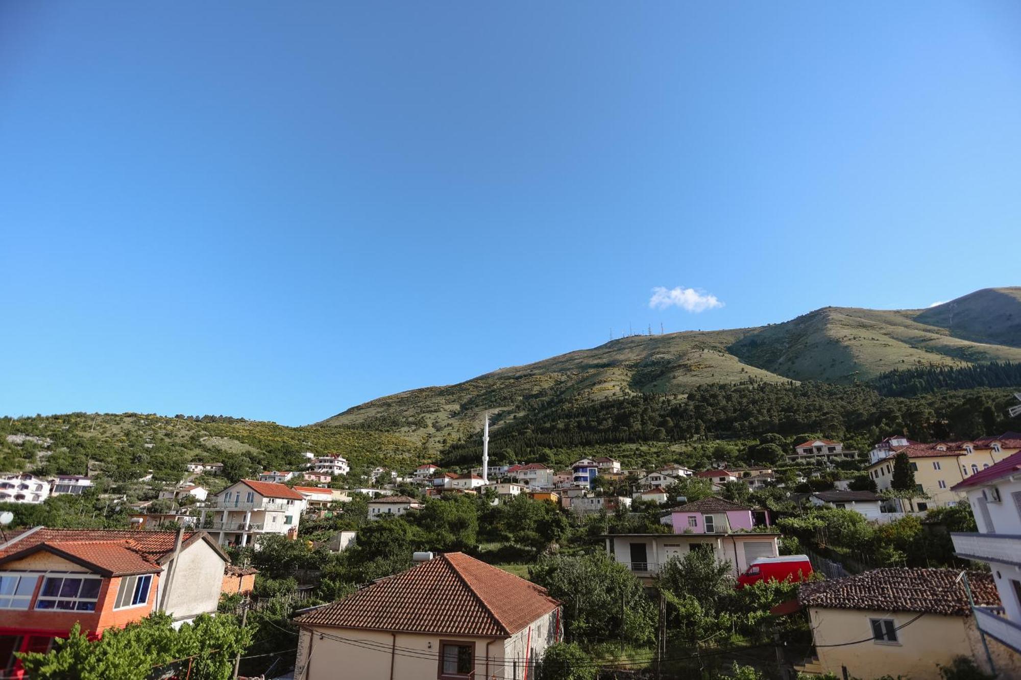 Hotel Shkodra Lake Shiroka Ngoại thất bức ảnh