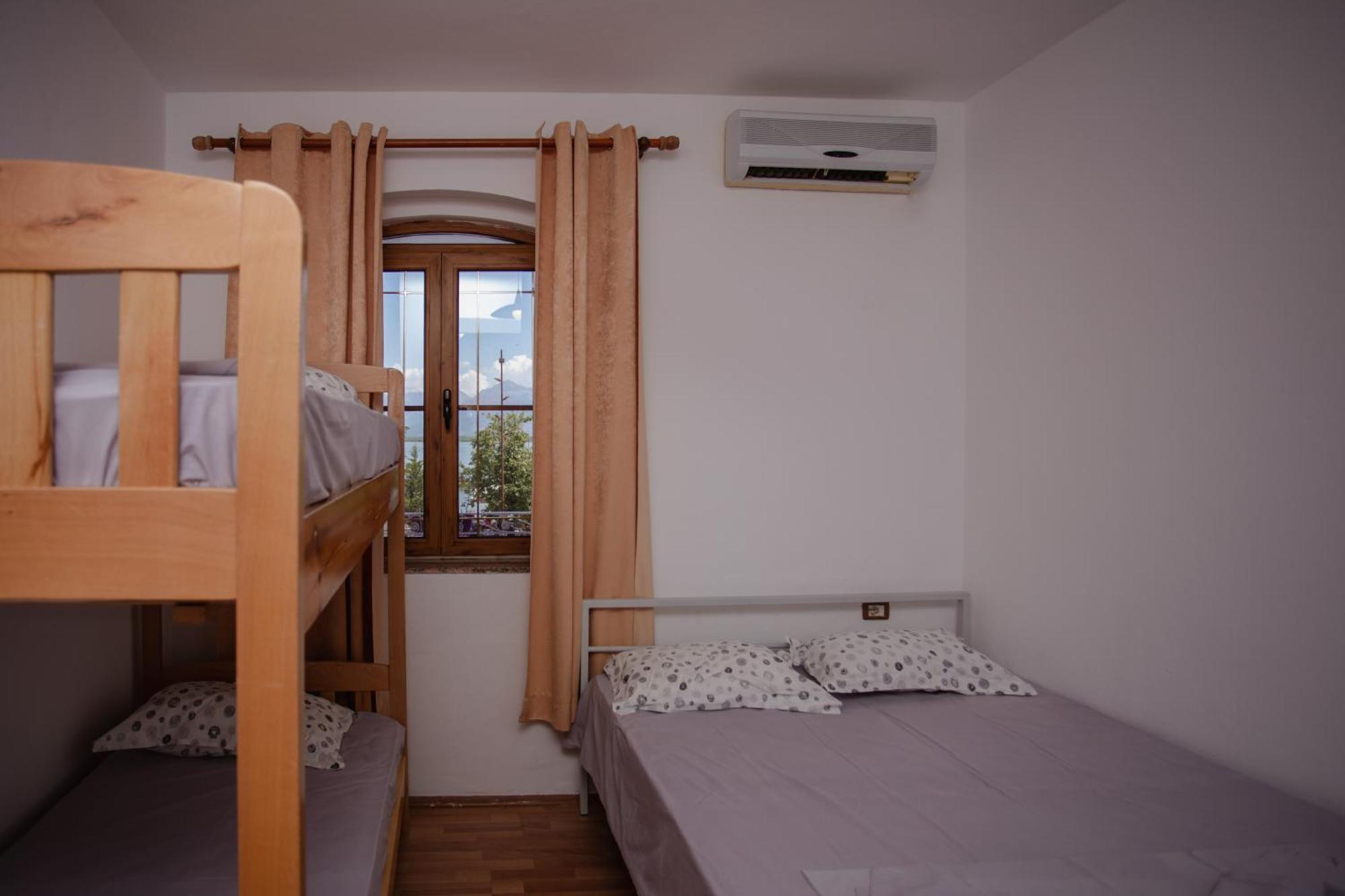 Hotel Shkodra Lake Shiroka Ngoại thất bức ảnh