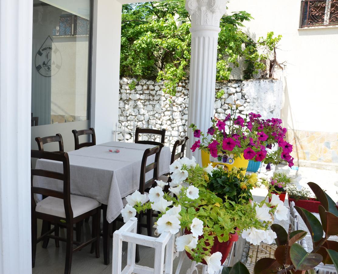 Hotel Shkodra Lake Shiroka Ngoại thất bức ảnh